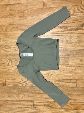Sage Ribbed Long-Sleeve Crop Top